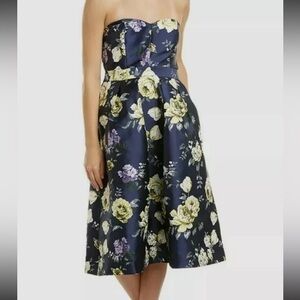 NWT ▶️ Alexia Admor ◀️ Navy Blue Tapestry Floral Strapless Knee Length Dress